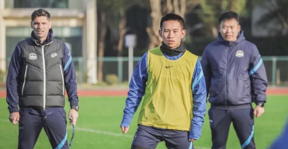 Fără Hagi n-ar fi ajuns la națională! Acum e cel mai mare fan al Petrolului din China. „Toleranță zero față de Covid în zona mea” | SPECIAL