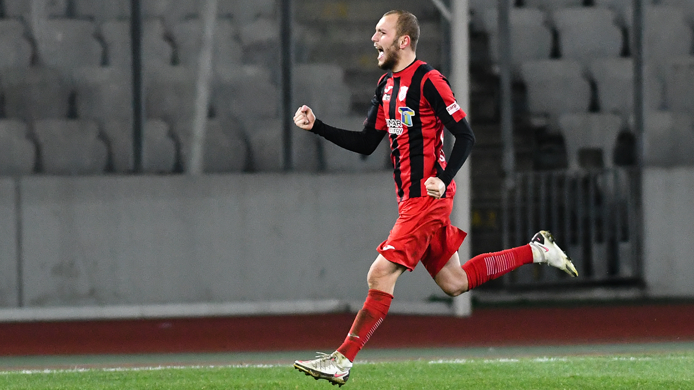 OFICIAL | FC Hermannstadt și-a prezentat a cincea achiziție din această iarnă. Mijlocașul vine de la Astra