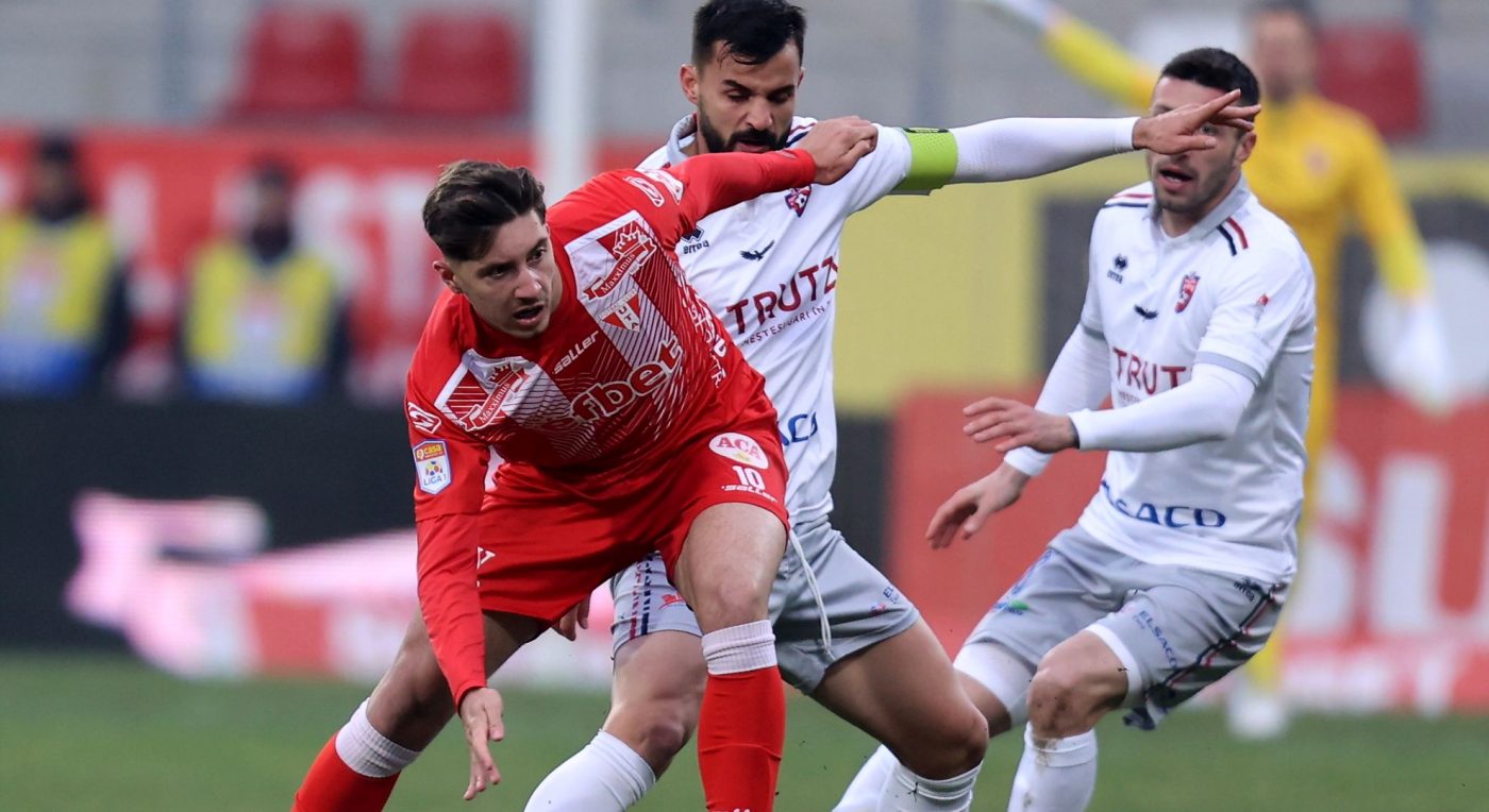 Gazzetta dello Sport confirmă interesul lui Sassuolo pentru Miculescu! Universitatea Craiova îl vrea și ea