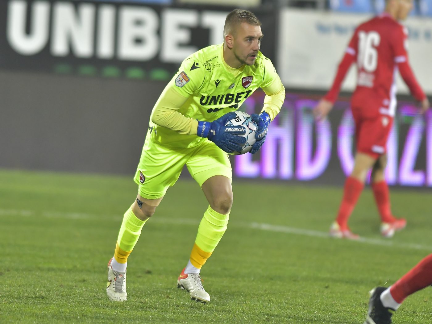 ProSport, confirmat! Plamen Iliev vrea să plece de la Dinamo de frica suporterilor: „A primit multe amenințări și se gândește la sănătatea familiei!”. Ce se întâmplă cu Steliano Filip