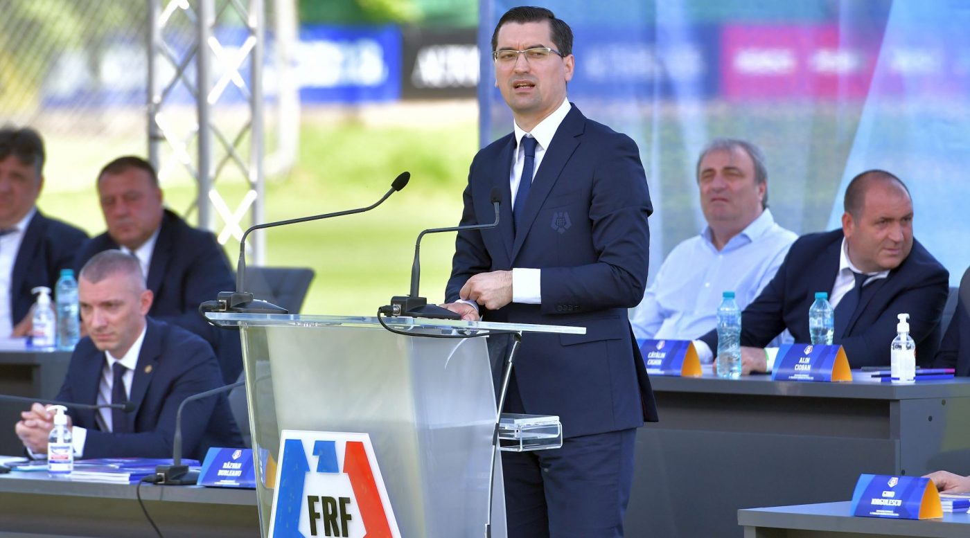 Agitație maximă la FRF! Răsturnare de situație în negocierile dintre Loți Boloni și Răzvan Burleanu: s-ar putea încheia cu succes! Când va da răspunsul final antrenorul | EXCLUSIV