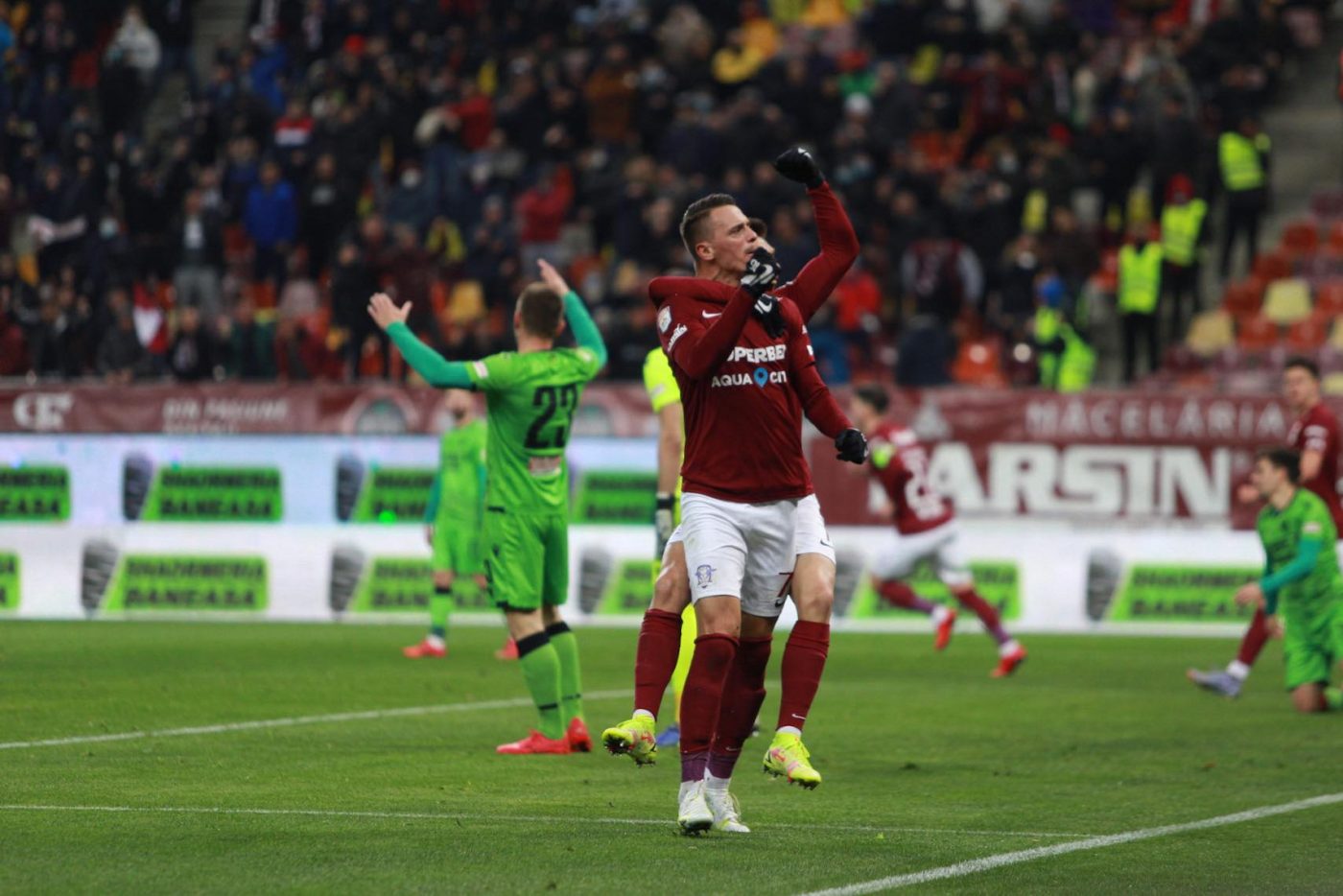 Rapid – Dinamo 1-1, Live Video Online, în etapa cu numărul 28 din Liga 1 | Arbitrul Istvan Kovacs întrerupe din nou meciul!