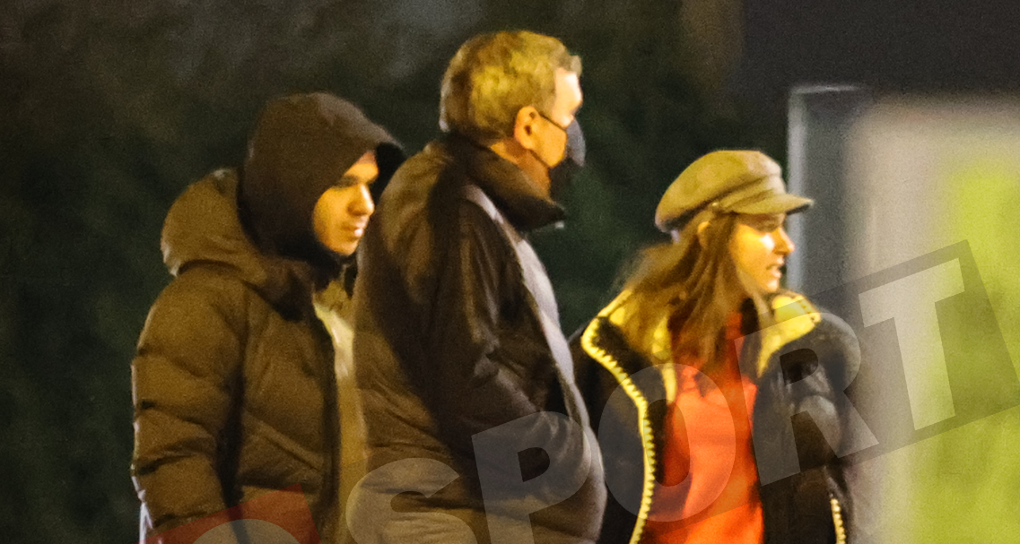 Hagi, masă în familie! „Regele” și-a scos fiica în oraș. Cine i-a însoțit la restaurantul de fițe | FOTO&VIDEO EXCLUSIV