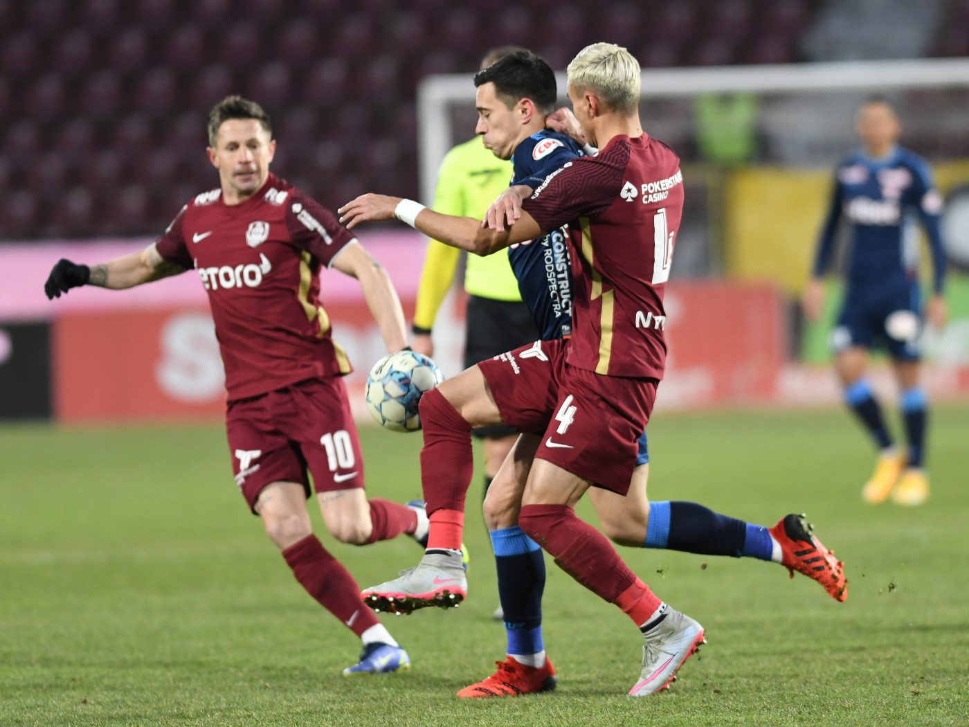 CFR Cluj – UTA 0-0, în etapa cu numărul 25 a Ligii 1 | Campioana se încurcă din nou și îi mai dă o șansă lui FCSB să se apropie de primul loc! A patra remiză consecutivă pentru Dan Petrescu