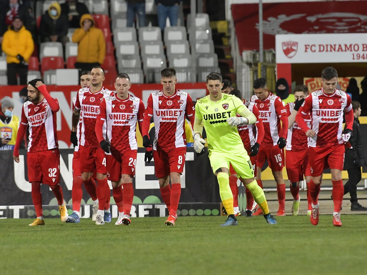 Fotbalistul care a retrogradat cu Dinamo în sezonul trecut are visuri mărețe: „Benzema, la 34-35 de ani, a luat Balonul de Aur, deci mai am câțiva ani ca să performez!”
