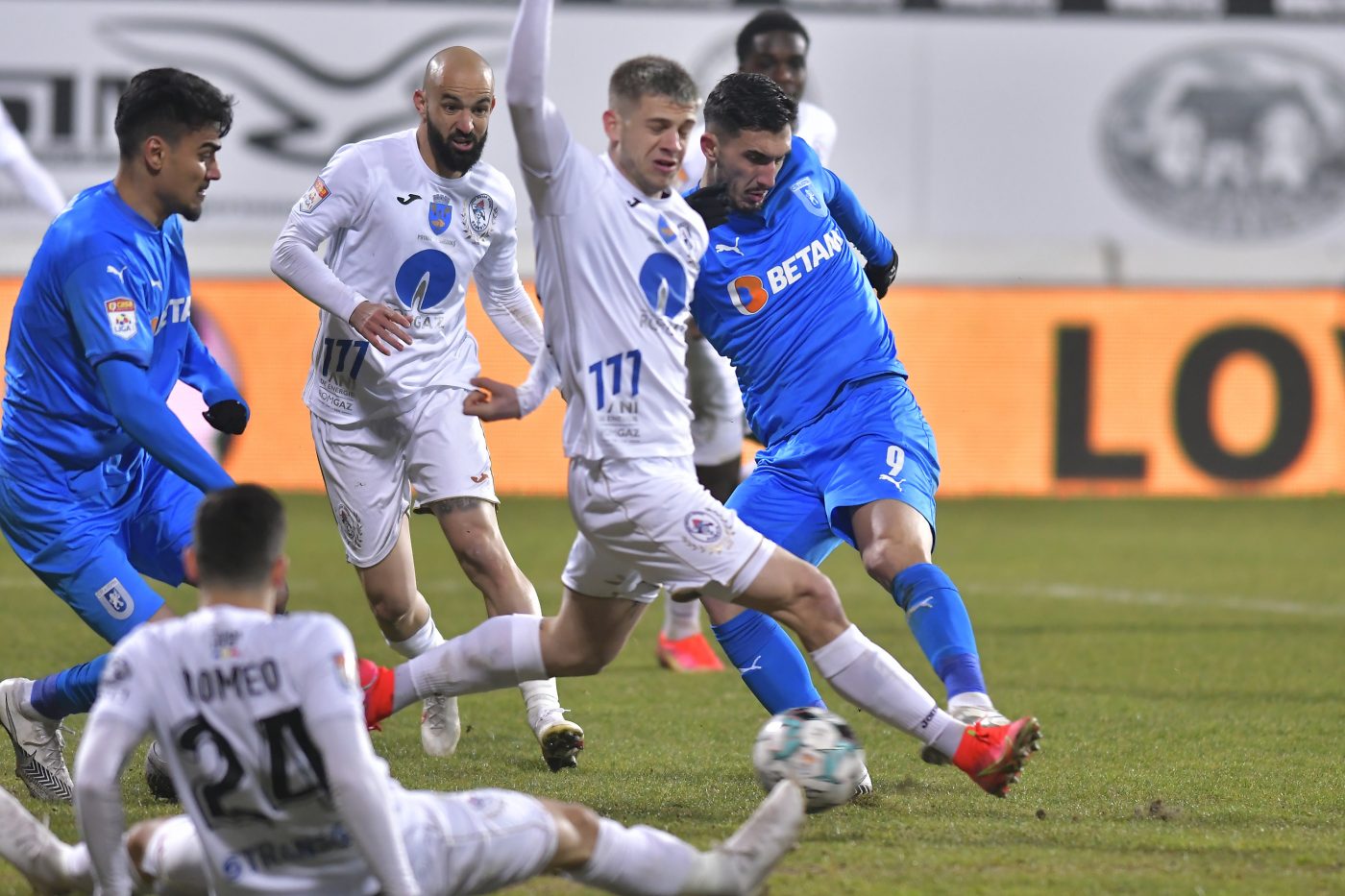 Dinamo e disperată să se salveze de la retrogradarea și a mai făcut un transfer imediat după meciul cu UTA Arad! Un fundaș dreapta brazilian revine în Ștefan cel Mare