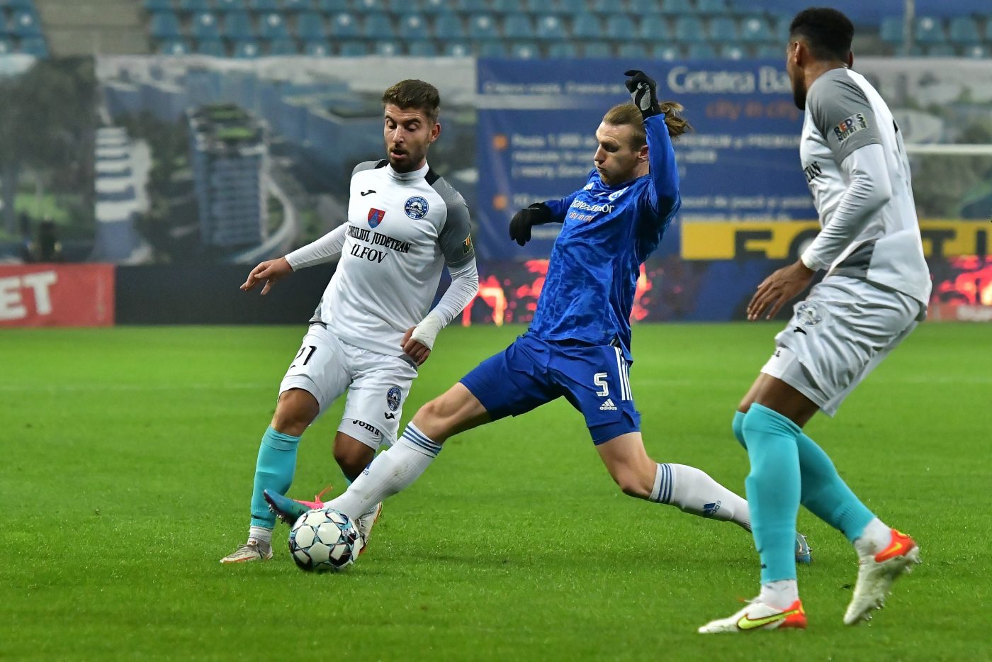 Un fost antrenor de la FCSB, dorit de o formație din Liga 1. „Am avut o discuție ca să preiau echipa!”