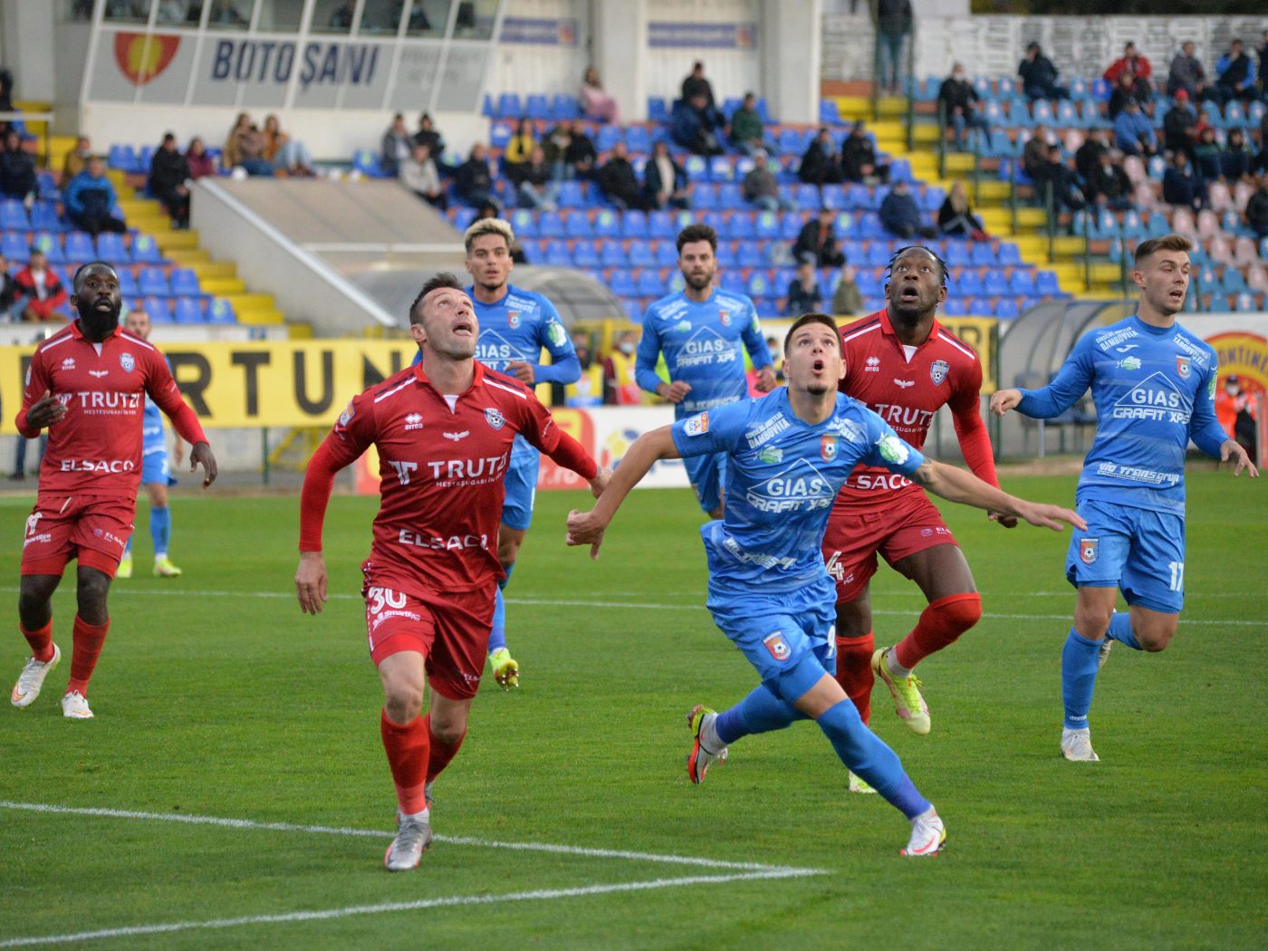 Chindia Târgoviște – FC Botoșani 1-0, Live Video Online, în etapa cu numărul 27 a Ligii 1. Dâmbovițenii conduc la pauză grație reușitei lui Richard Sila! Final de primă repriză la Ploiești
