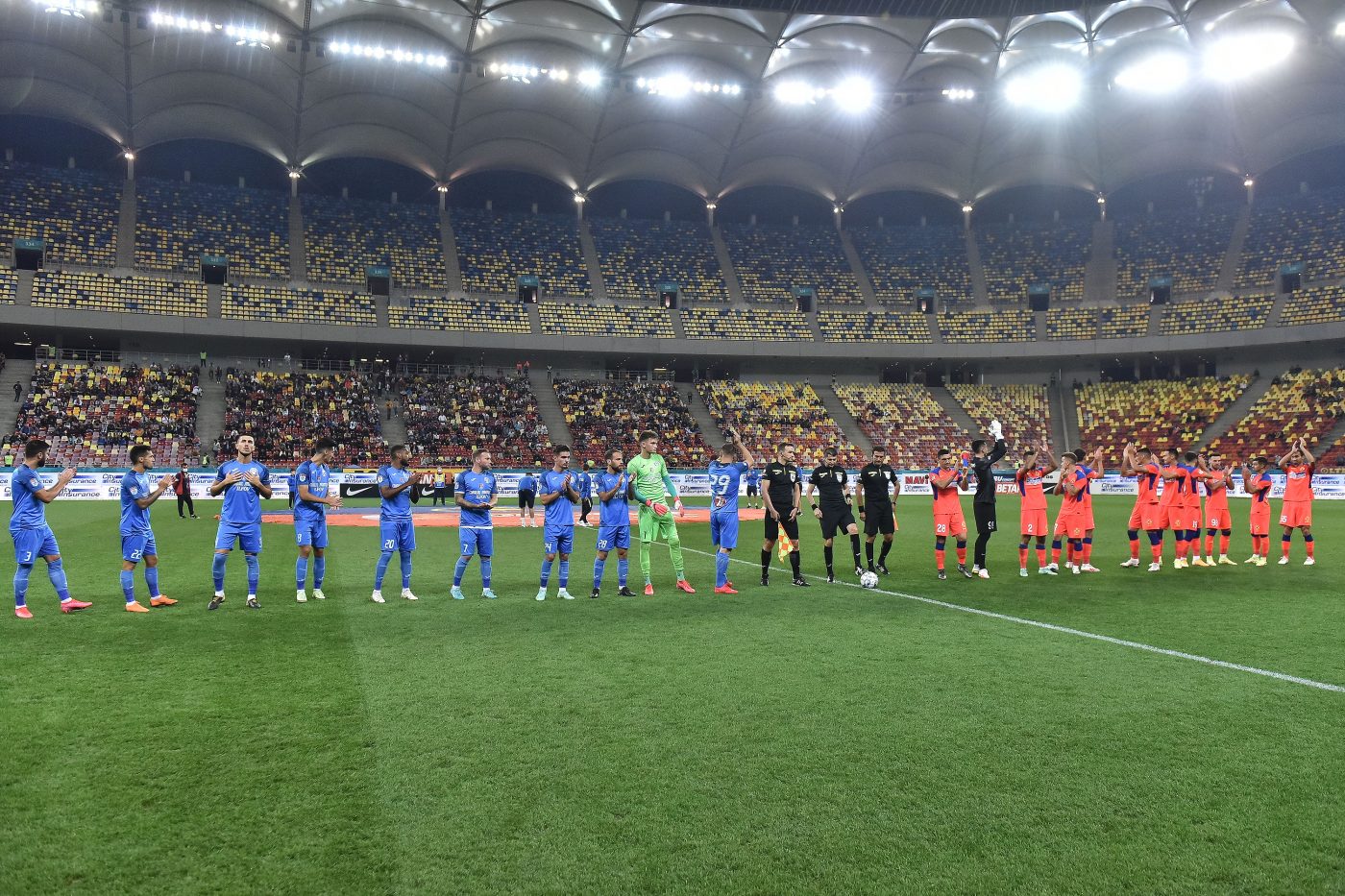 Academica Clinceni – FCSB 0-3, Live Video Online, în etapa cu numărul 25 a Ligii 1. Oaspeții nu par a avea probleme în fața ultimei clasate după primele 45 de minute! A început repriza a doua