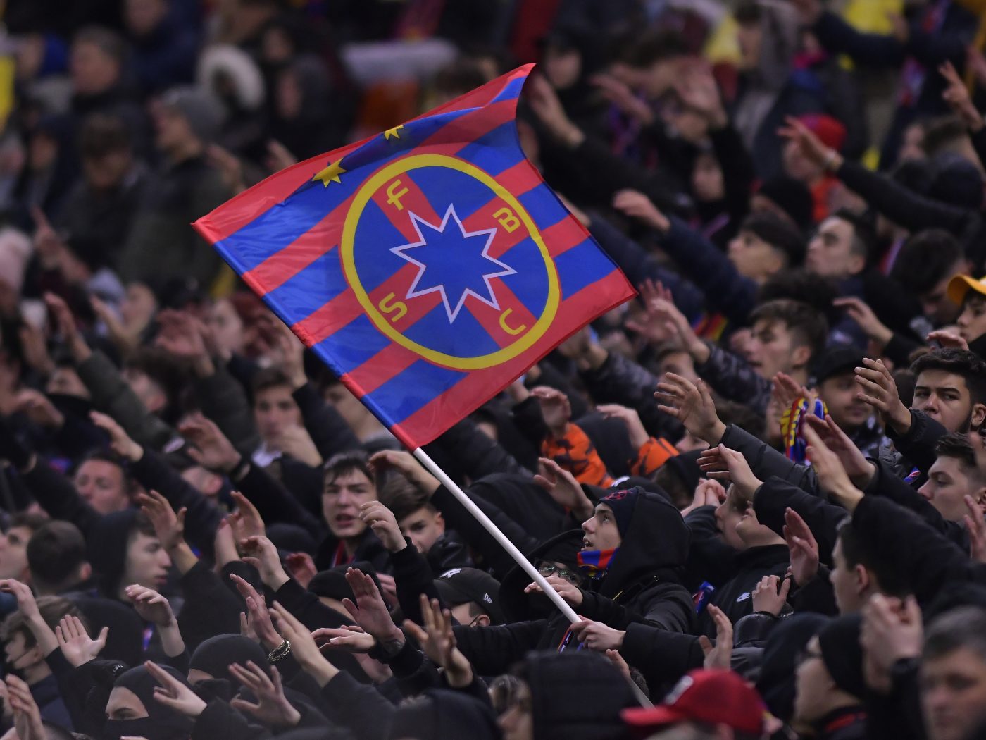 FCSB, veste de coșmar înaintea play-off-ului Ligii 1! Mai joacă echipa lui Gigi Becali pe Arena Națională?