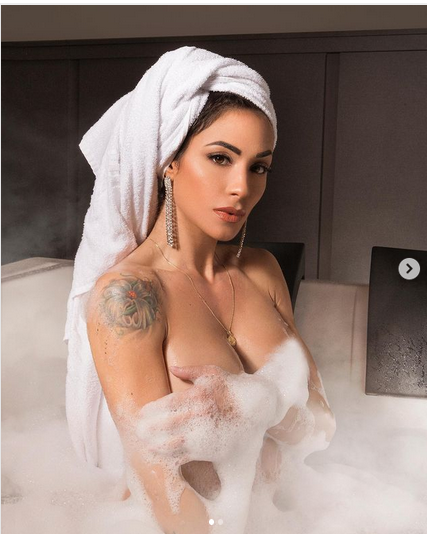 Superba prezentatoare Fabiola Cimminella și-a pus fanii pe jar după ce a pozat topless! Ce reacții a primit italianca în mediul online | GALERIE FOTO