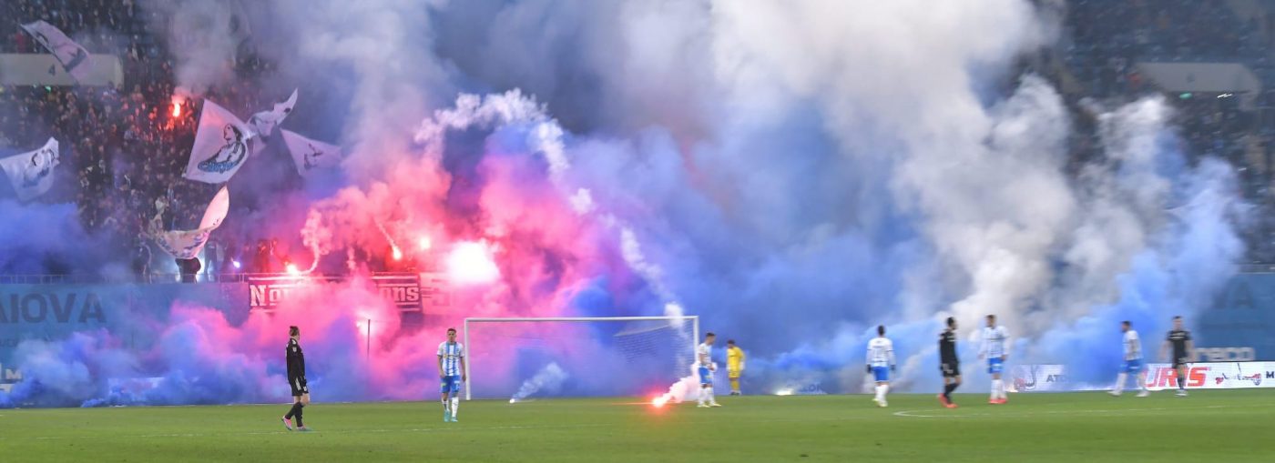 Jandarmeria, măsuri dure după derby-ul Universitatea Craiova – FCU Craiova! Câți suporteri sunt interzişi pentru un an pe stadioane