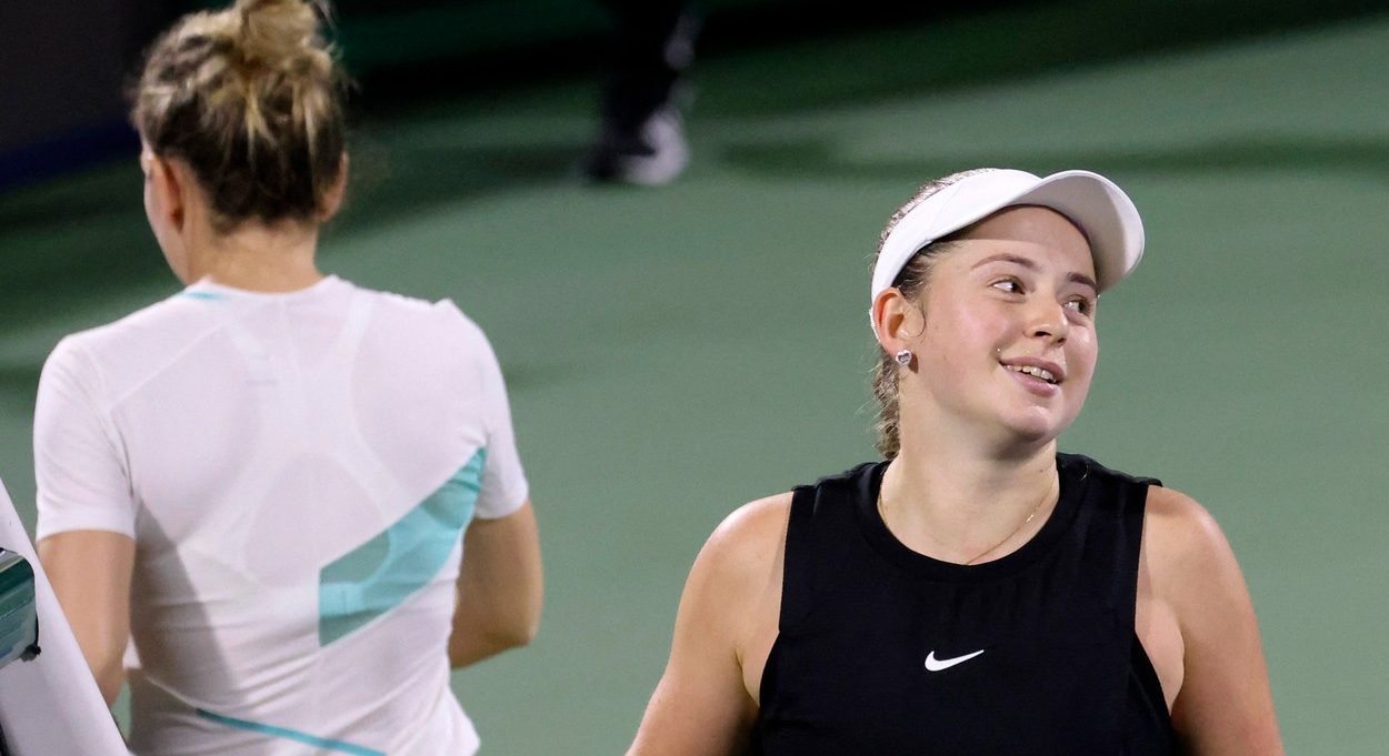 Ce a declarat Jelena Ostapenko despre Simona Halep după ce i-a administrat o nouă înfrângere dureroasă româncei: „Am luptat împotriva unei jucătoare…”