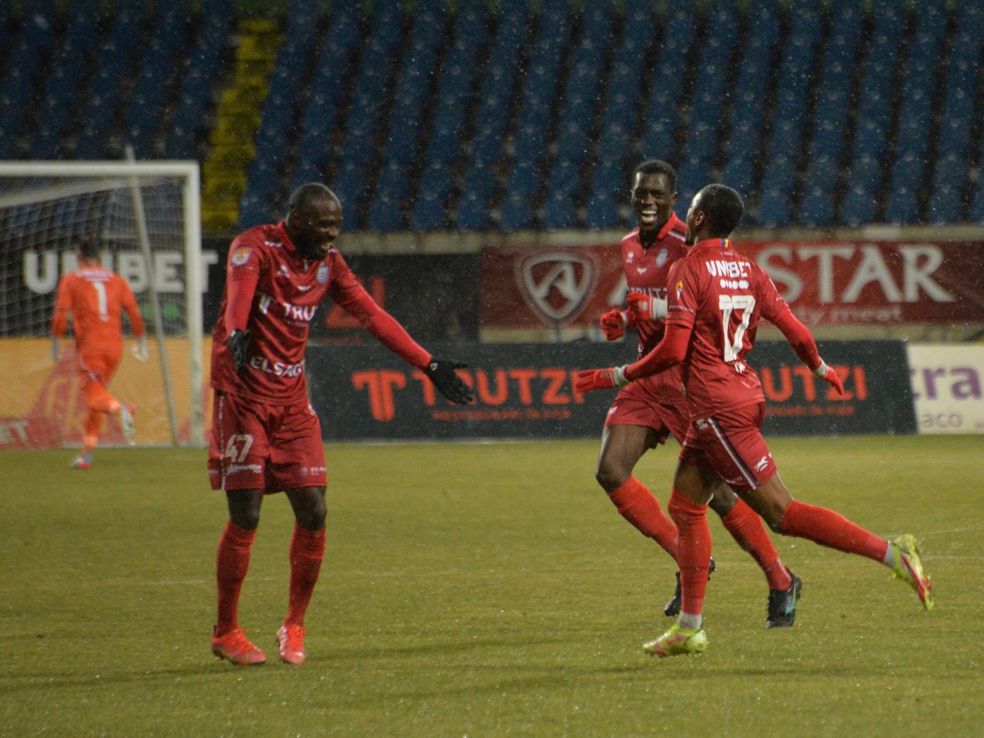 Liga 1: Moldovenii atacă podiumul în Bănie » 4 variante de profit lansate la „U” Craiova 1948 – FC Botoșani »»