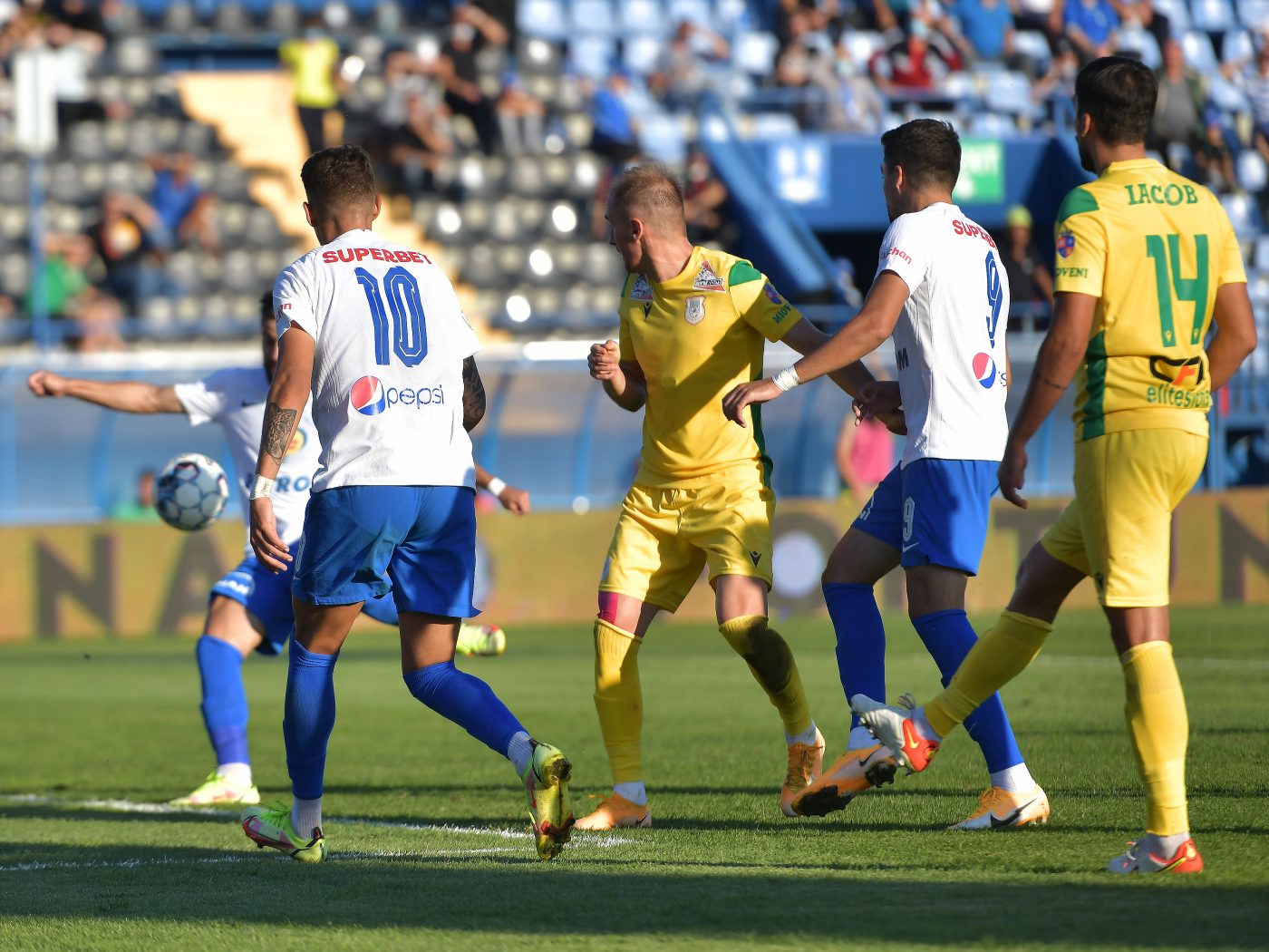 CS Mioveni – Farul 1-1. Un nou pas greșit al echipei lui Gică Hagi