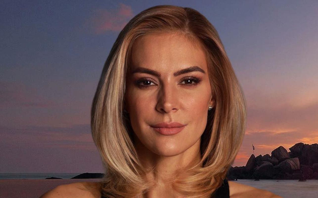 Vedeta PRO TV, clipe de coșmar! Roxana Ciuhulescu, hărțuită sexual de un celebru antrenor român de fotbal, care se iubea deja cu o prietenă de-a ei: „Venise cu obrăznicie! L-am înregistrat și l-am amenințat că fac totul public”