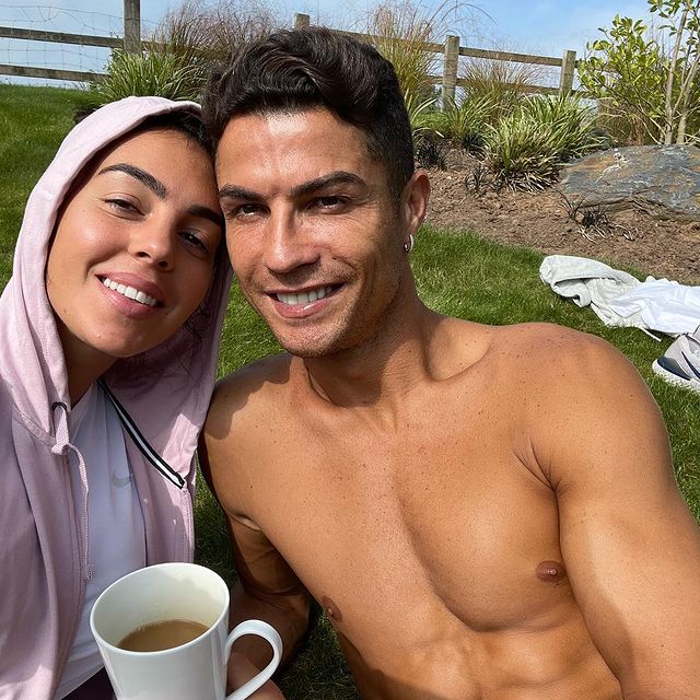 Cristiano Ronaldo și-a șocat fanii de pe Instagram cu o transmisie live din sauna propriei case!