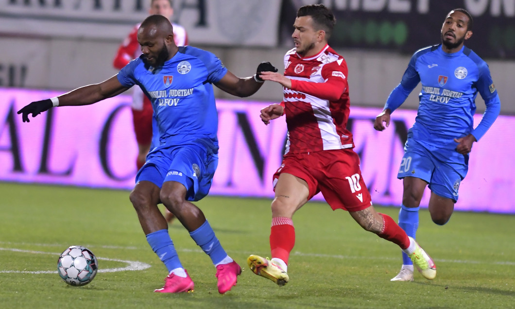 Cutremur la un alt club din Liga 1! Echipa este la un pas să fie depunctată din cauza datoriilor. Pe 2 martie poate rămâne fără 8 puncte! | EXCLUSIV