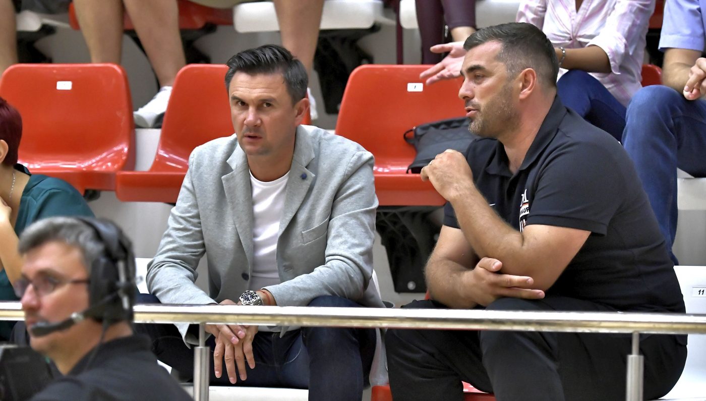 Cristi Balaj a rămas cu un gust amar după ce a pățit în tribună la meciul Universitatea Craiova – CFR Cluj: „E neplăcut când au pahare în mână și au un limbaj nepotrivit!”