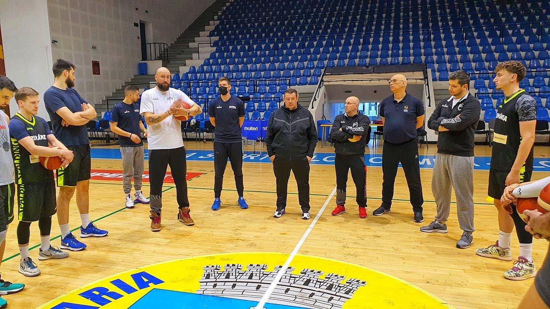 Ploieștiul găzduiește joi România – Albania la baschet masculin! Cum eram să pierdem partida din 2011 și care este lotul anunțat de Dragan Petricevic