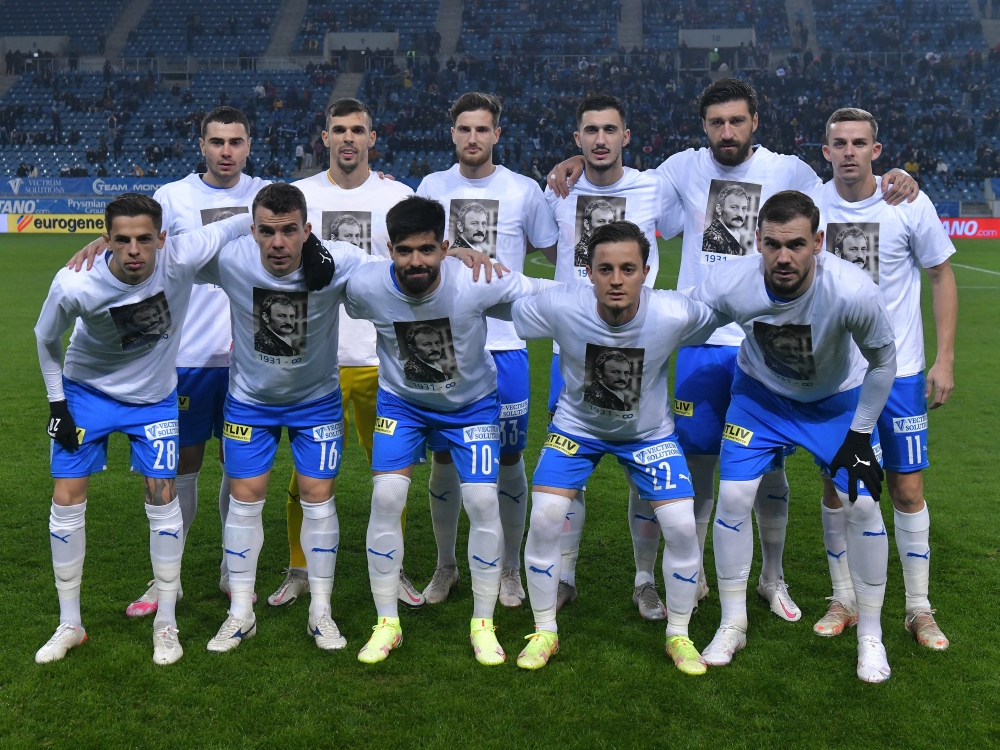 Paul Papp ripostează la insinuările de „trădare”: „Cum să ne riscăm carierele pentru a demite pe cineva?” Ce spune fundaşul Craiovei despre derby-ul cu CFR
