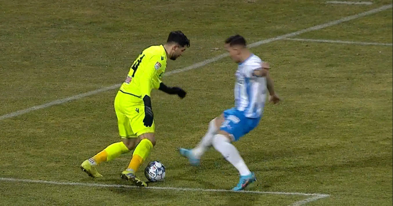 Thomas Cheseneau a îngropat-o pe Dinamo! Gafe uriașe ale portarului francez în derby-ul cu Universitatea Craiova | VIDEO
