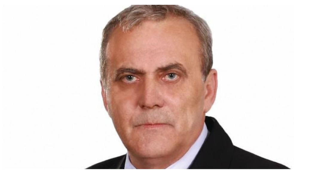 Primele imagini cu agresorii care au intrat și l-au bătut pe primarul din Mioveni, finanțatorul echipei din Liga 1! | VIDEO