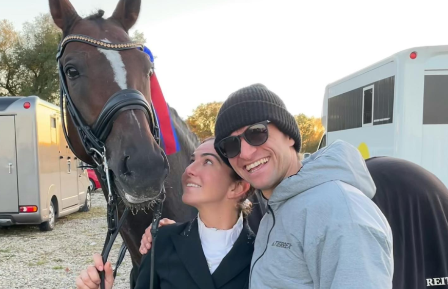 Acuzații de „act sexual nefiresc și cruzime asupra animalelor” pentru Thomas Muller, vedeta celor de la Bayern Munchen, și soția lui! Ce a avut de pătimit armăsarul celor doi