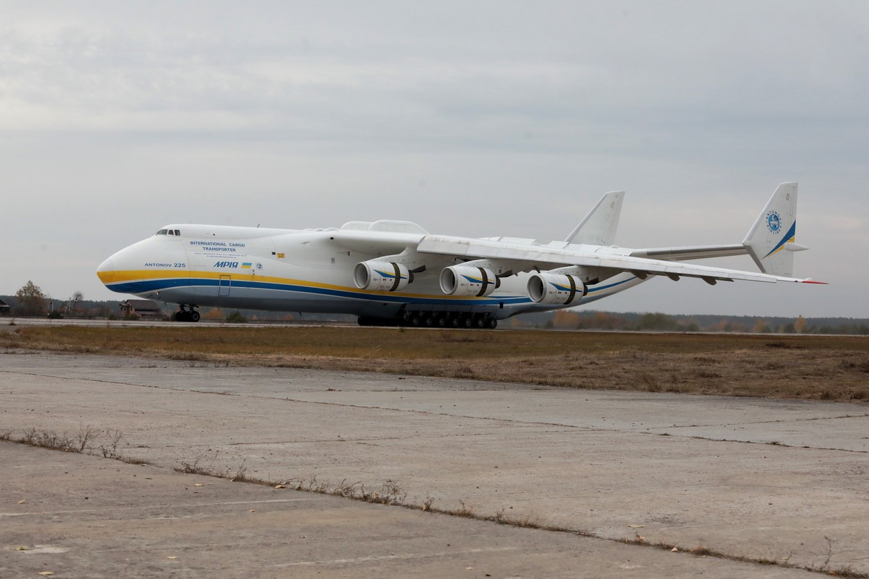 Vladimir Putin a ucis simbolul Ucrainei: gigantul Mriya a fost distrus de invadatori! Era la sol când aeroportul a fost luat cu asalt! „Rusia va plăti 3 miliarde de dolari pentru asta!”