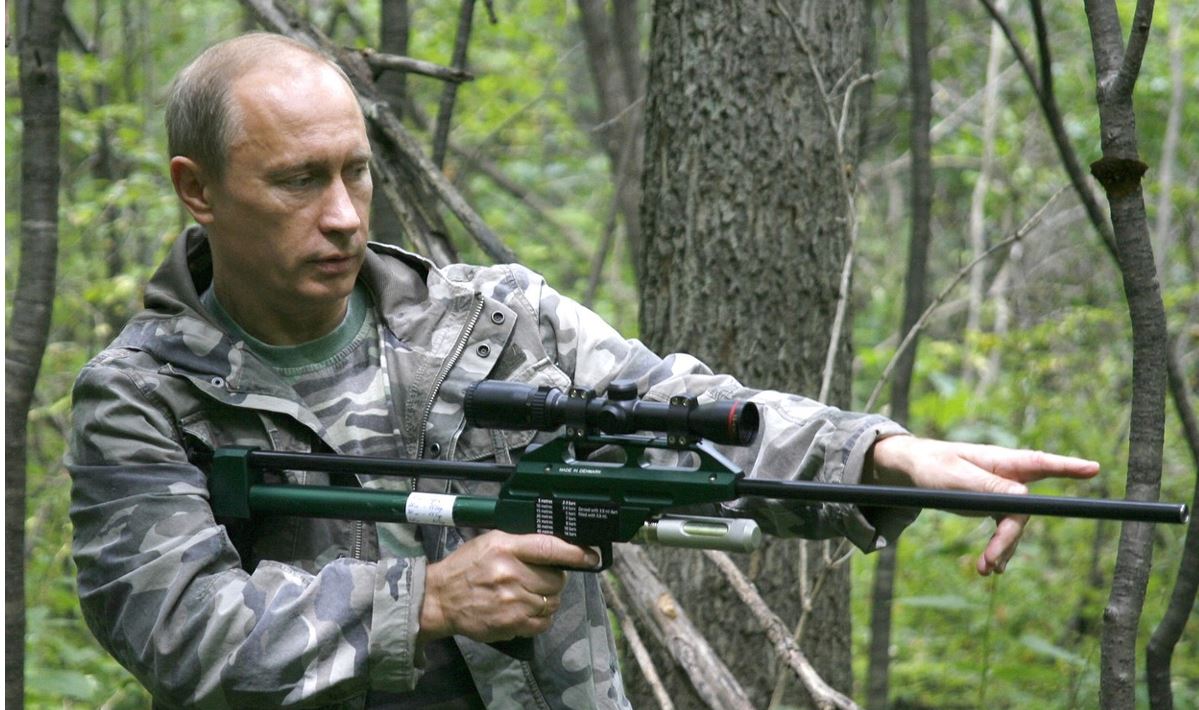 Ce averea colosală are Vladimir Putin, cel mai mare dușman al Europei! Avuția „țarului sângeros”, care a pornit războiul cu Ucraina, în detaliu: palate, yacht-uri, conturi secrete și bijuterii pe care și șeicii arabi sunt invidioși!