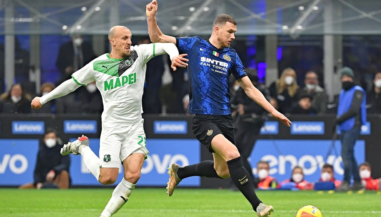 Vlad Chiricheș, criticat în presa din Italia chiar și după victoria din Inter – Sassuolo: „A comis prea multe erori!”. Ce note a primit fundașul român