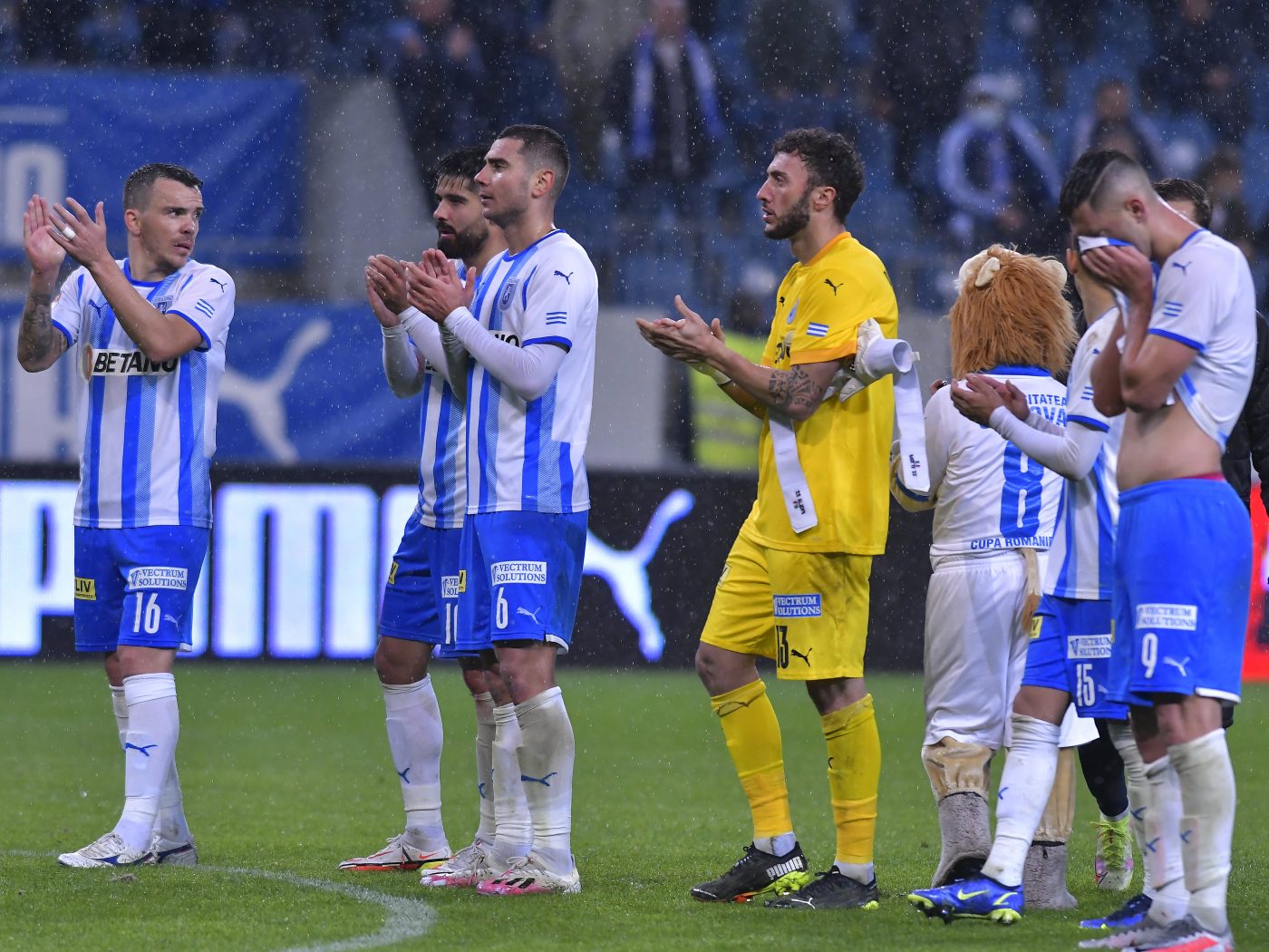 Ce veste pentru Reghecampf și Universitatea Craiova: fostul jucător de la FCSB e la antrenamente! A fost la celebra Marijana și e vindecat complet! | EXCLUSIV