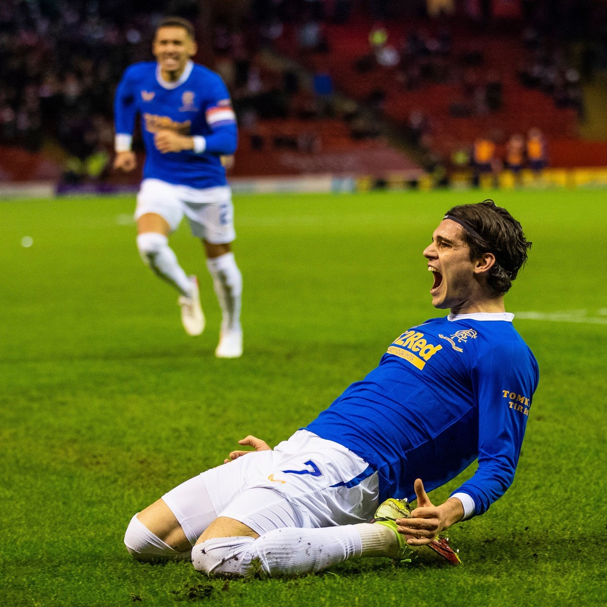 Toate drumurile duc la Sevilla! Ianis Hagi, eforturi mari pentru a fi pe teren în cel mai tare meci al sezonului: finala Europa League!