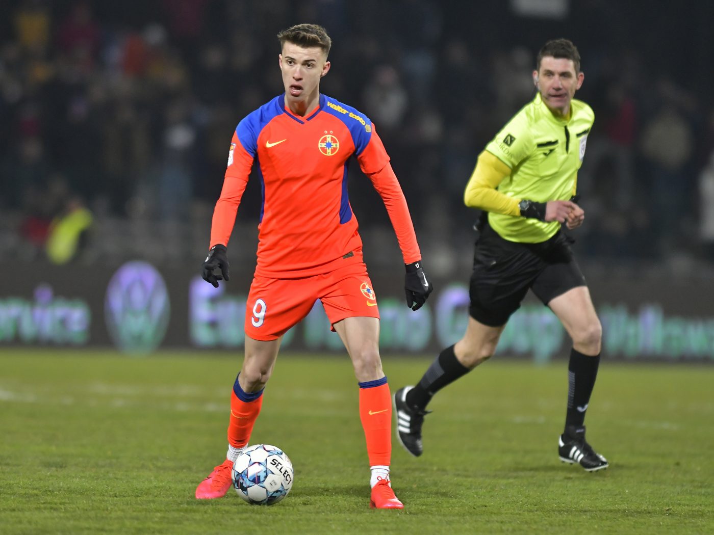 Avertisment pentru FCSB! De ce nu trebuie să fie Tavi Popescu integralist meci de meci. „Dispare din joc, nu poți să-i dai responsabilitate!” | VIDEO EXCLUSIV ProSport LIVE