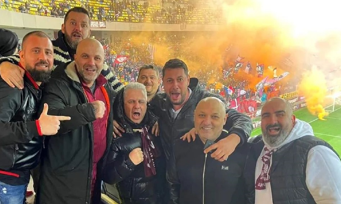 Discurs cutremurător al lui Marius Șumudică pentru suporterii Rapidului: „Ați uitat așa repede, fanilor vișinii? Mâncam salam și mă dădeam lovit ca să plec în deplasări… Mă simt trădat! Mă simt înjunghiat pe la spate”| VIDEO EXCLUSIV ProSport Live