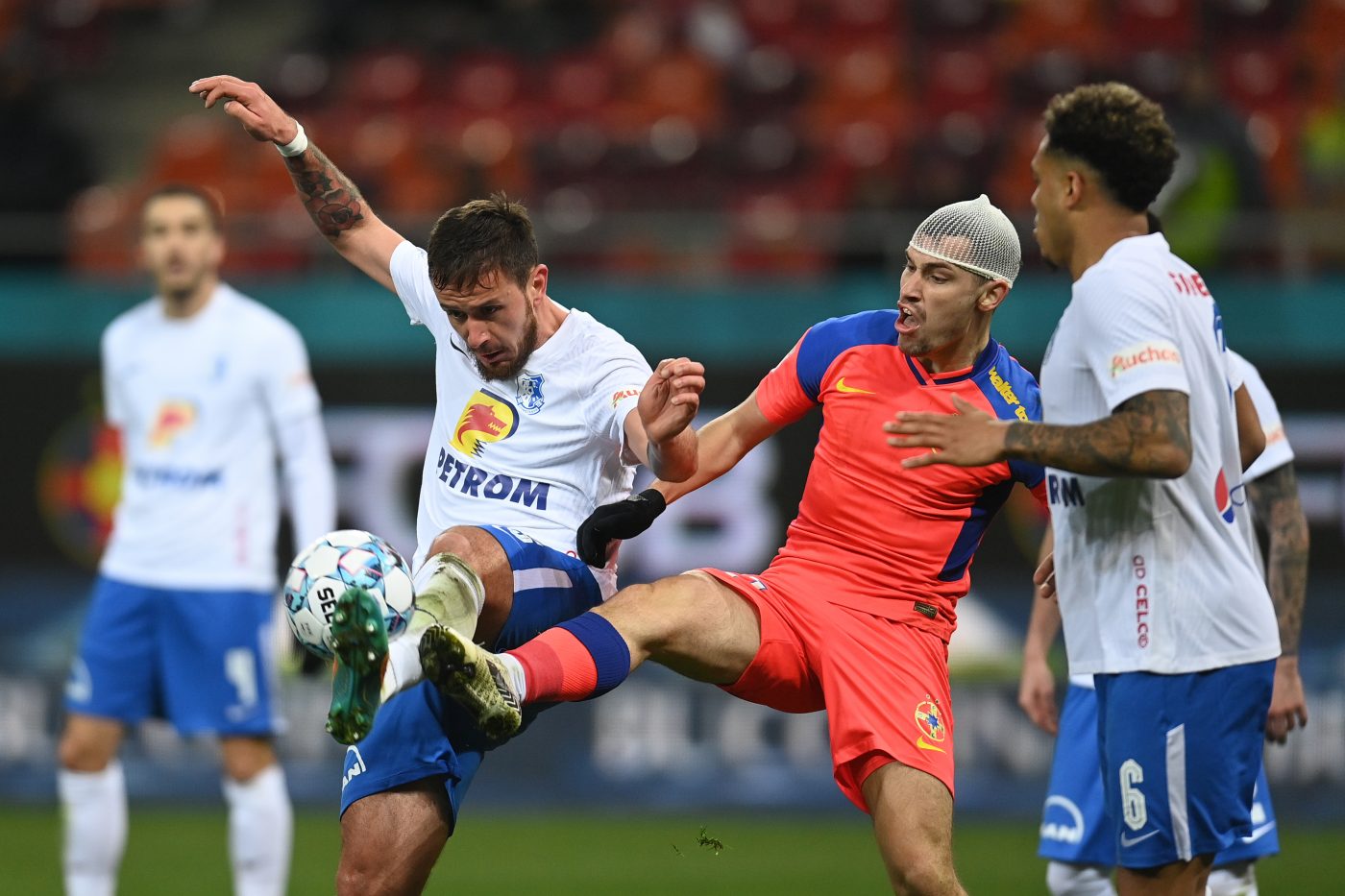 Dumitru Dragomir și Dănuț Lupu au dat verdictul în legătură cu un presupus blat între FCSB și Farul. „Cam mare diferenţa de valoare în doar trei săptămâni”