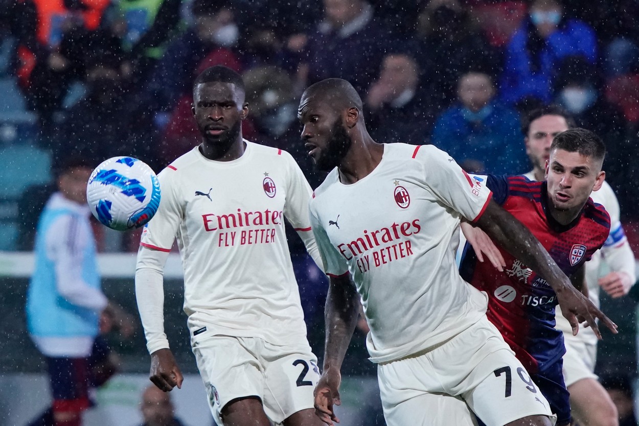 Transfer de senzație la FC Barcelona! Franck Kessie, vedeta lui AC Milan, a făcut vizita medicală și va semna un contract de 6,5 milioane de euro net pe sezon!