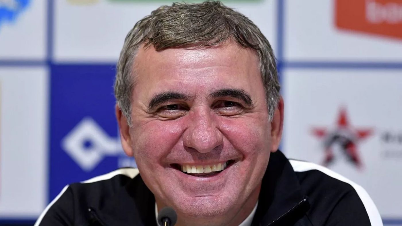 Mesajul senzațional pe care un copil l-a scris pentru Gică Hagi, la Glasgow! Când l-a văzut, „Regele” a făcut un gest impresionant, pe care puștiul nu îl va uita toată viața | VIDEO