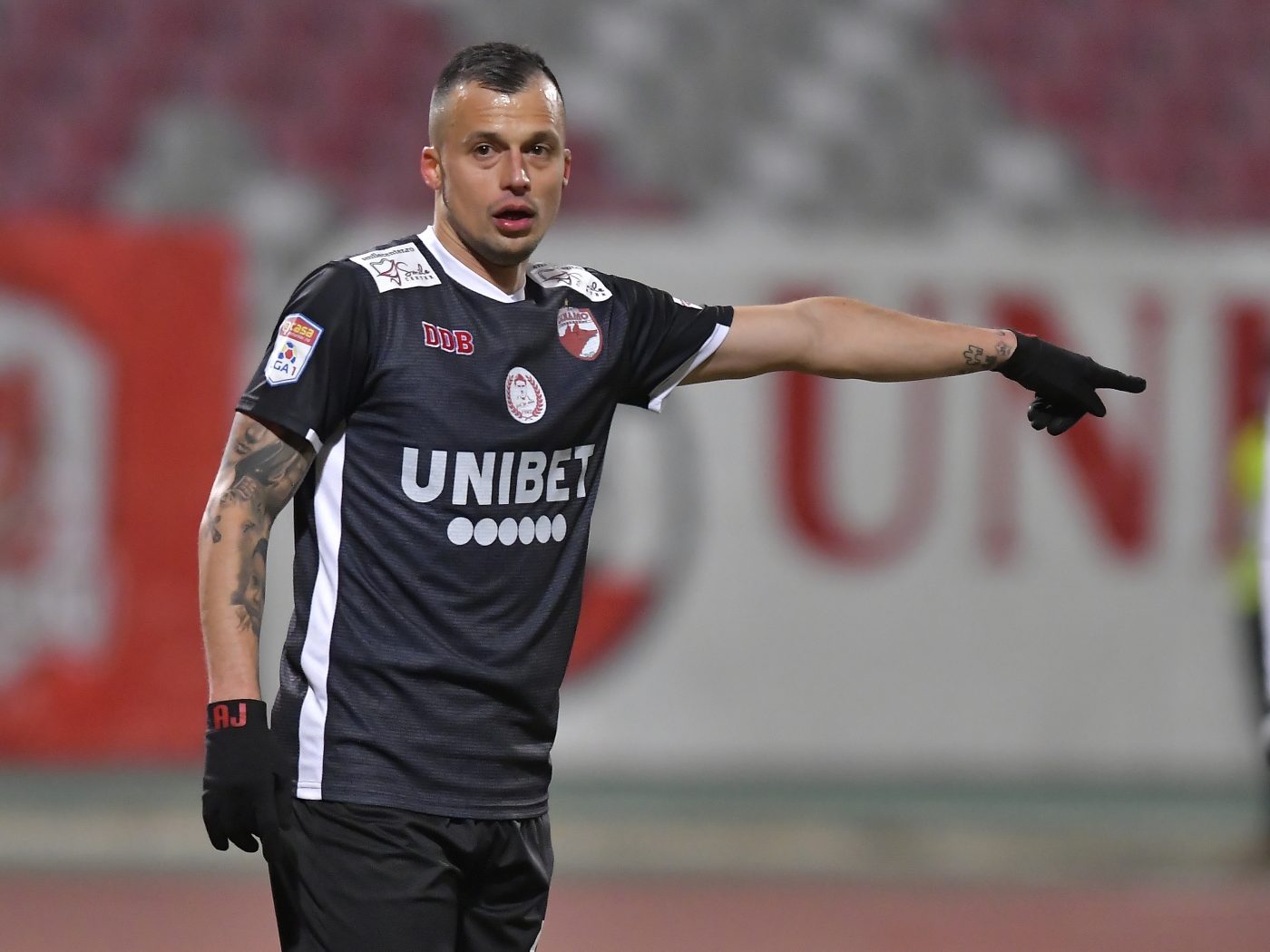 E la un pas de retrogradare cu Dinamo, dar vrea să joace la Campionatul Mondial din Qatar. „Normal că mă gândesc! Orice e posibil!”