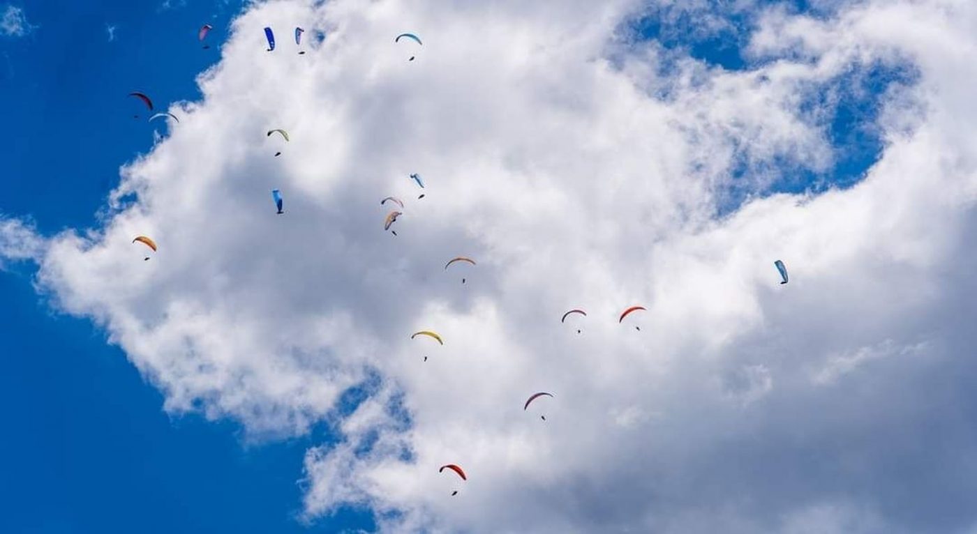 Parapantiști de top mondial vor face spectacol, pe cerul Brașovului, la PWC Skydreamers Open 2022