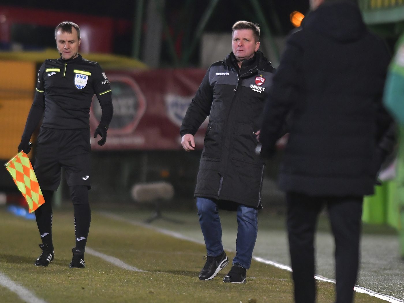 Concluziile lui Dusan Uhrin după eșecul cu Rapid. „Multe greșeli individuale!” Ce obiectiv are + Atac la adresa foștilor antrenor de la Dinamo. „Mi se pare imposibil!”