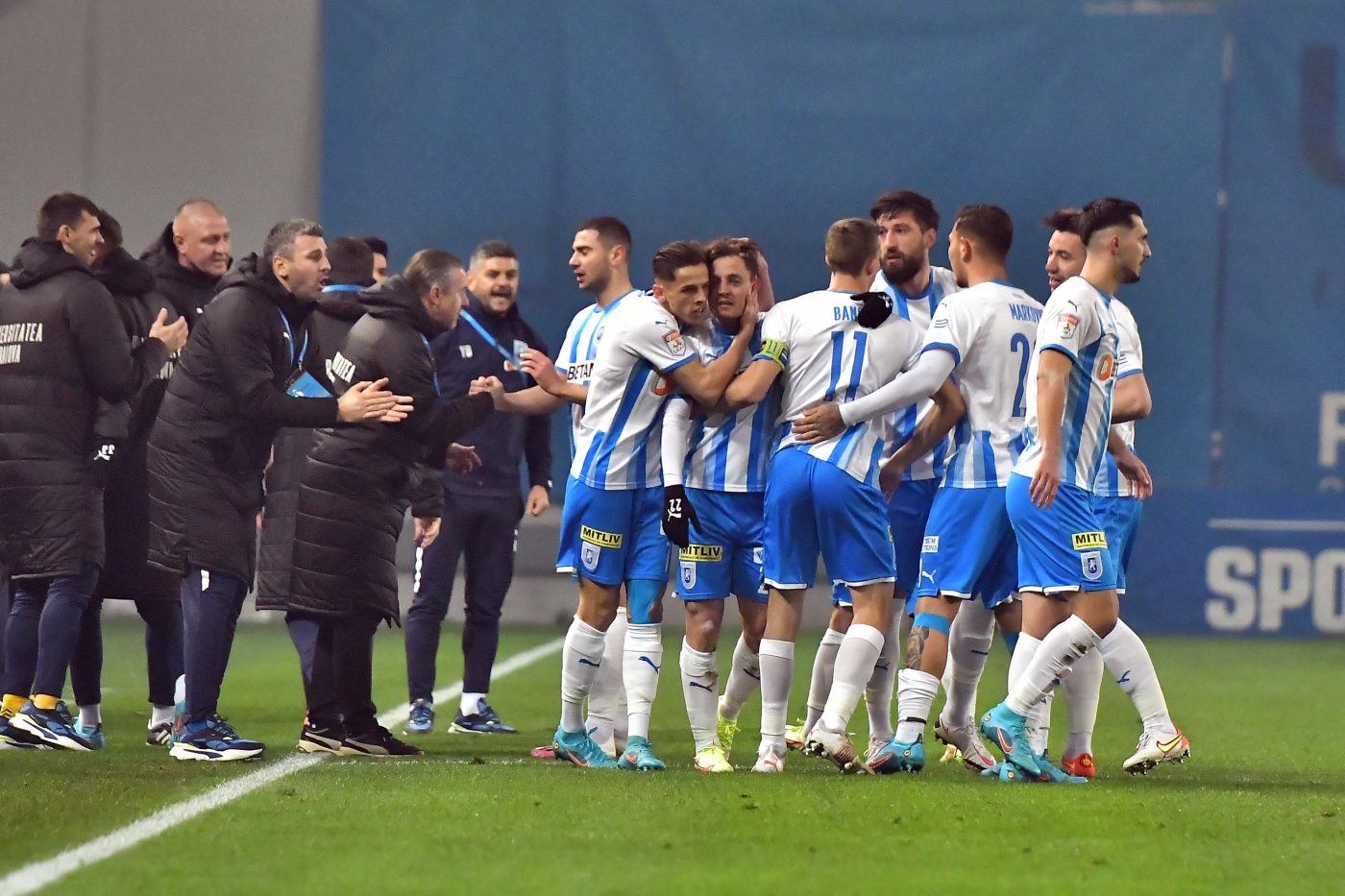 Oltenii sunt cu ochii pe rivalele CFR Cluj și FCSB! Ce rezultat își doresc în derby: „Dacă aveam 7 puncte mai mult nu cred că se supăra cineva!”