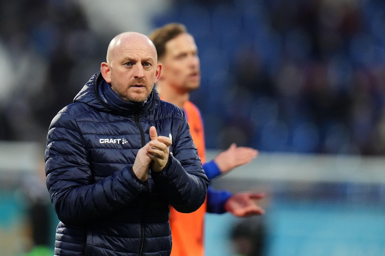 Antrenorul clubului german Darmstadt Torsten Lieberknecht a primit în propria sa casă refugiați ucraineni!