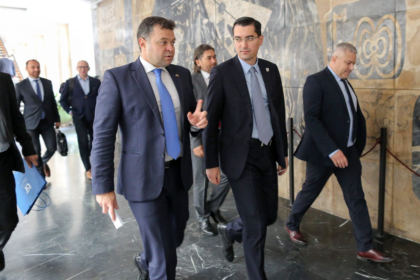 Unul dintre inventatorii Cooperativei din fotbalul românesc, mesaj șocant pentru Răzvan Burleanu: „Vreau să îi propun să o reînființăm! Erau bani negri de îi întorceam cu lopata”