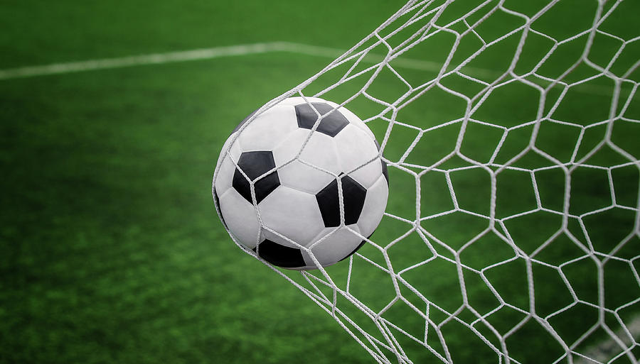 Top Pariu: 100% fotbal » Pachetul Zilei ajunge la cota 13.22 »»