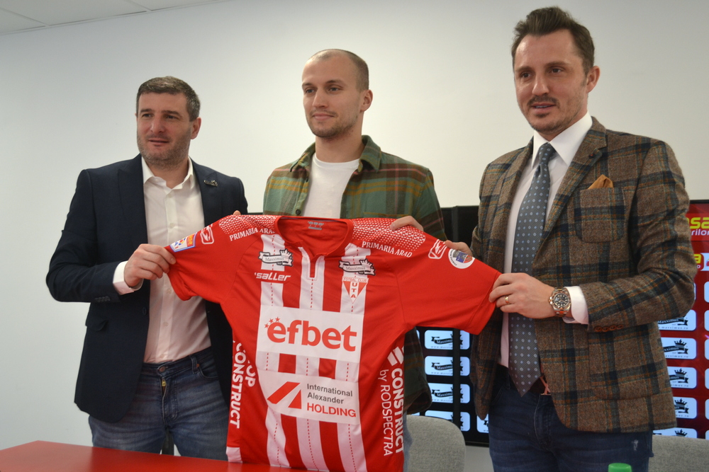 Echipa din Liga 1 care nu și-a lăsat fotbalistul rus să meargă la interviuri!