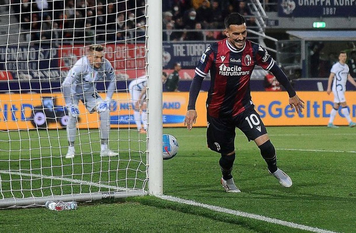 Cum au reacționat fanii lui Inter după gafa monumentală a lui Ionuț Radu, care poate duce titlul în vitrina lui AC Milan! Românul a fost pulverizat pe internet