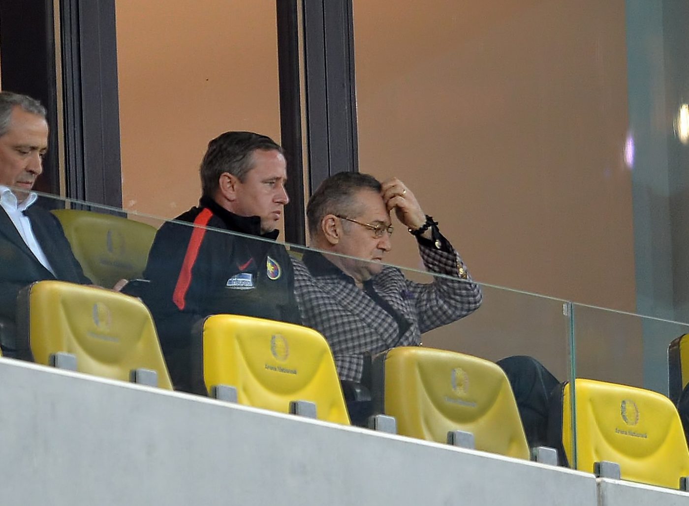 Cum s-a răzbunat Laurențiu Reghecampf pe Gigi Becali! Deși în mod public între cei doi nu au existat atacuri directe, antrenorul avea să îi plătească această poliță patronului FCSB din octombrie 2020 | EXCLUSIV