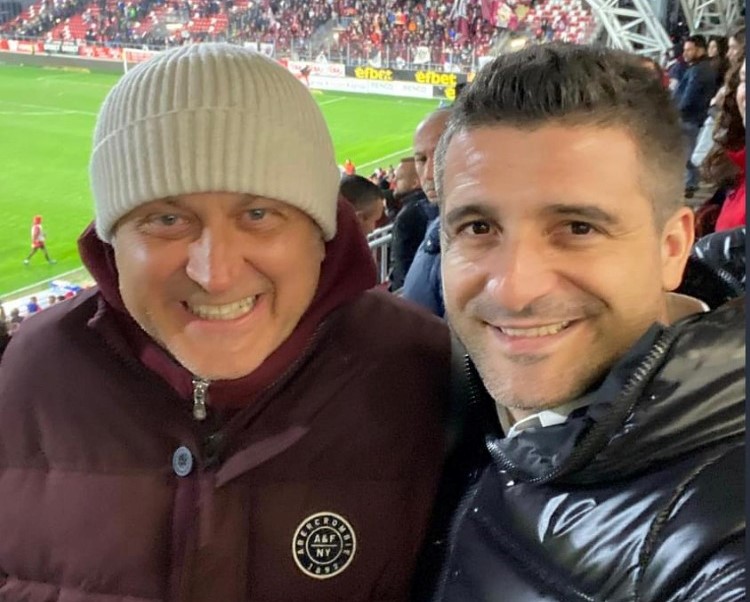 Surpriză uriașă! Dan Șucu, milionarul care este așteptat la Rapid, în tribune la meciul cu UTA: „Veni, vidi, vici”. Cum a fost surprins | FOTO