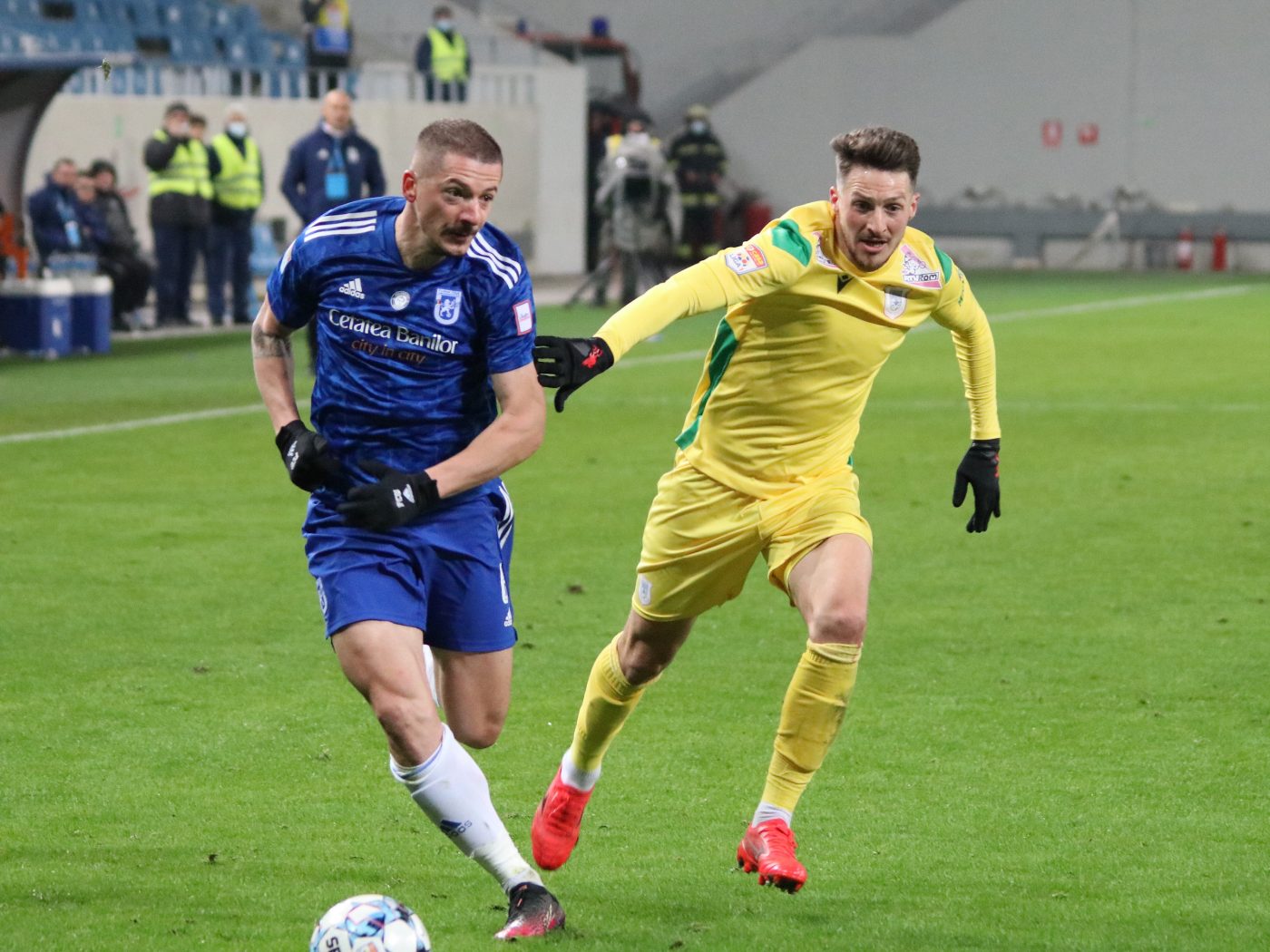 FC U Craiova – CS Mioveni 0-0, Live Video Online. Oltenii rămân repede în zece oameni